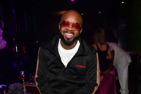 Jermaine Dupri receives an Honorary Doctorate of Fine Arts from the Art Institute of Atlanta [Video]