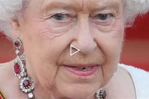 Tragic Details About Queen Elizabeth
