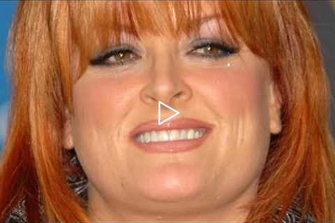 Wynonna Judd Just Performed Another Gut-Wrenching Tribute To Her Late Mother Naomi