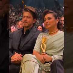 Shah Rukh Khan and Rani Mukerji #bollywoodactor#bollywood#youtubeshort  #sarukhkhan #ranimukherjee