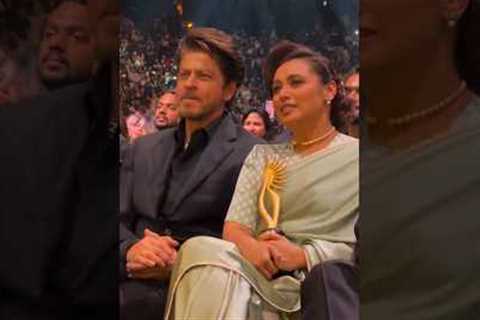 Shah Rukh Khan and Rani Mukerji #bollywoodactor#bollywood#youtubeshort  #sarukhkhan #ranimukherjee